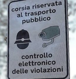 telecamere_corsie_torino-1736776875640.jpg–telecamere_sulle_corsie_preferenziali_di_torino__da_mercoledi_arrivano_le_multe__ecco_dove_sono_i_varchi